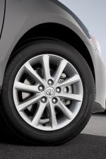 Toyota Camry 2010 года